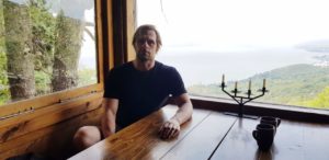 8562260f-3711-422c-9fa5-db8c759f9189